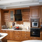 Кухни с деревянными фасадами от производителя — компании "Адалит"