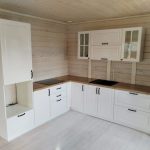 Белая угловая кухня с пеналом - Мебельная фабрика Адалит